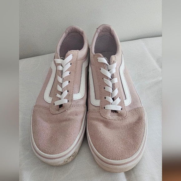VANS Premium Old Skool Pink & White Suede Low-Top Sneakers - Picture 5 of 9